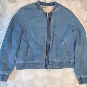 Jean jacket with fuzzy inside